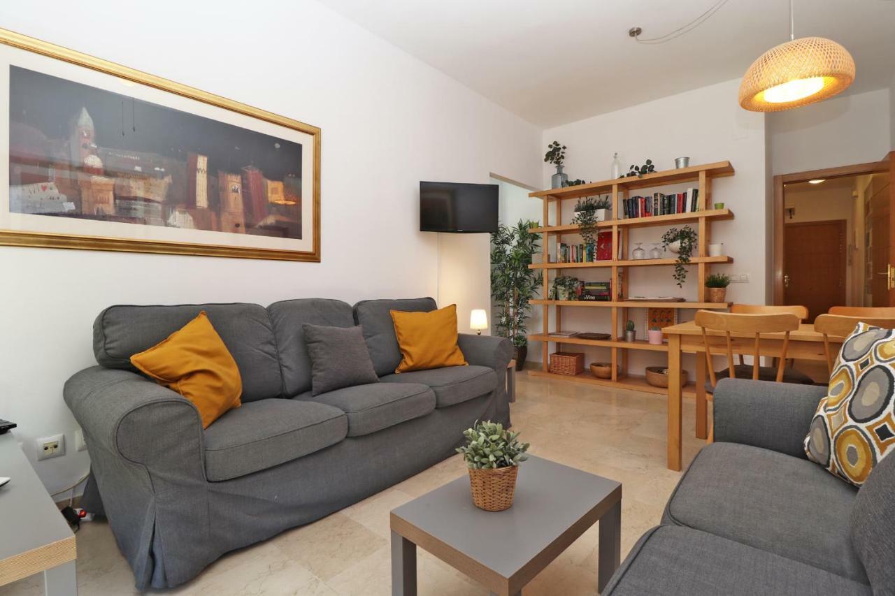 דירות מאלגה Del Parque Flats San Rafael מראה חיצוני תמונה